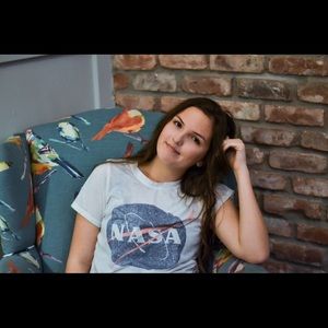 Meet your Posher, Isabella